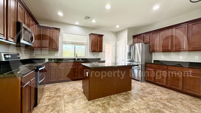 1477 E Hummingbird Way Gilbert, AZ 85297 photo 2