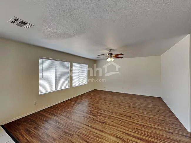 16020 W Morning Glory St Goodyear, AZ 85338 photo 5