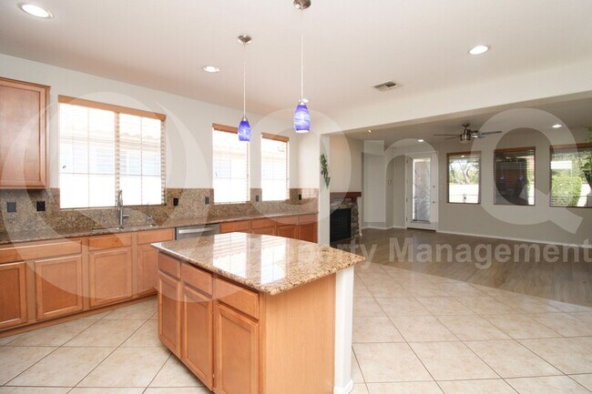 361 S Melba St Gilbert, AZ 85233 photo 5