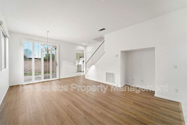 8265 Gold Coast Dr San Diego, CA 92126 photo 3