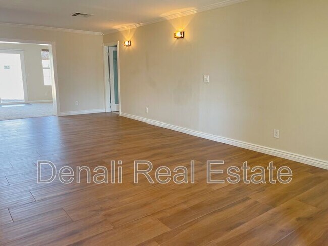 15620 N 59th Ln Glendale, AZ 85306 photo 5