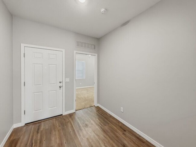 19590 W Badgett Ln Litchfield Park, AZ 85340 photo 2