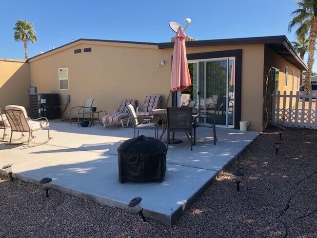 25424 S Wyoming Ave Sun Lakes, AZ 85248 photo 4