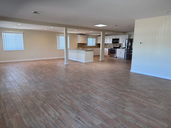 25424 S Wyoming Ave Sun Lakes, AZ 85248 photo 5