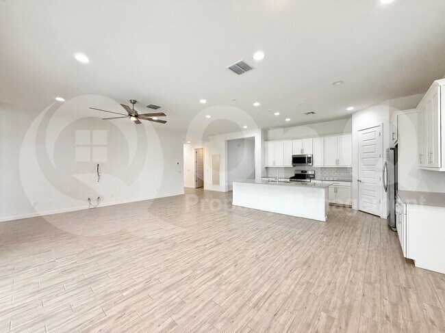 5560 S Arizona Pl Chandler, AZ 85249 photo 5