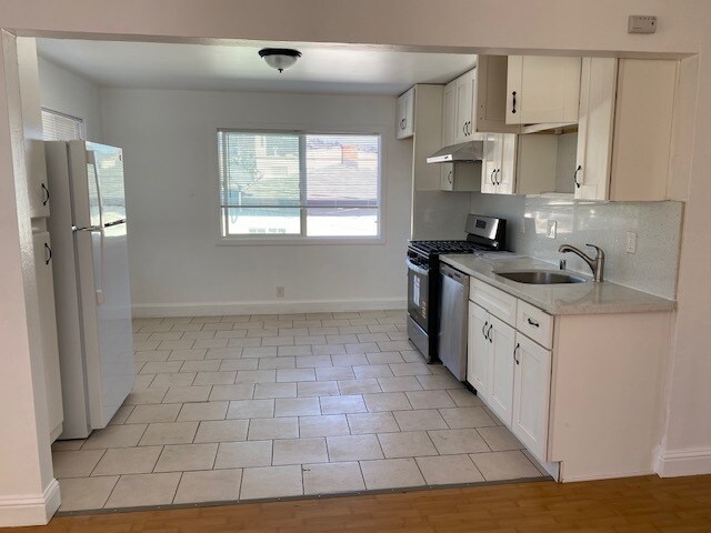 1132 69th Ave Oakland, CA 94621 photo 4