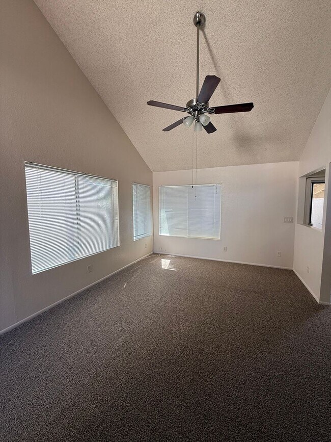 1535 N Horne Mesa, AZ 85203 photo 2