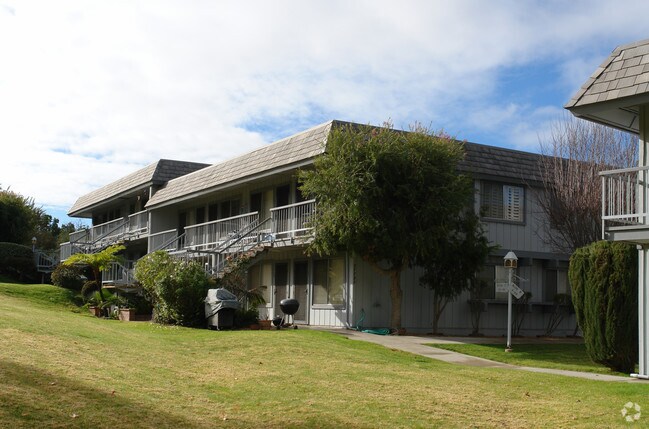 27707 Mountain Meadow Rd Escondido, CA 92026 photo 4