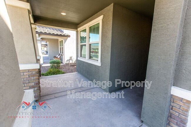 15075 W McKinley St Goodyear, AZ 85338 photo 5