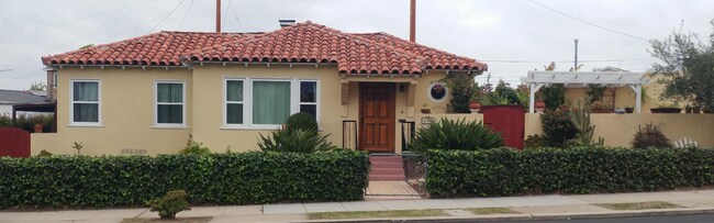 5762 Olvera Ave San Diego, CA 92114