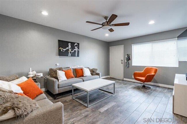 3535 Monroe Ave San Diego, CA 92116 photo 4