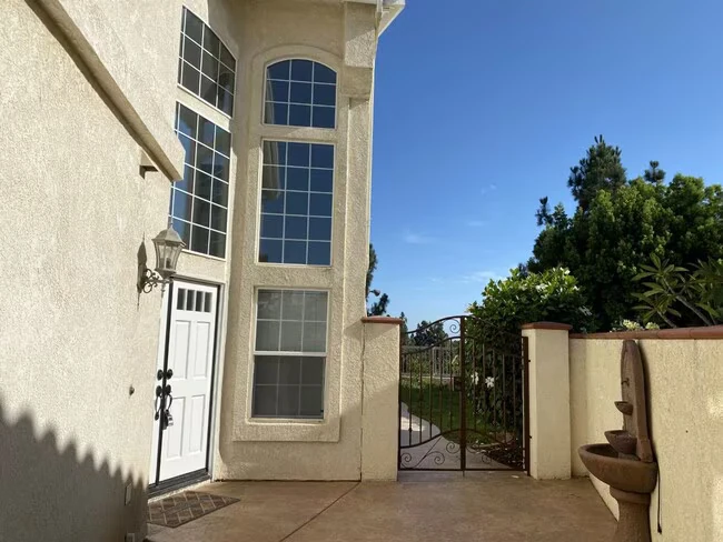 11017 Corte Playa Merida San Diego, CA 92124 photo 3