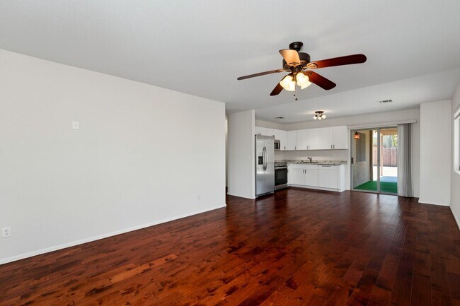 42551 W Hillman Dr Maricopa, AZ 85138 photo 5