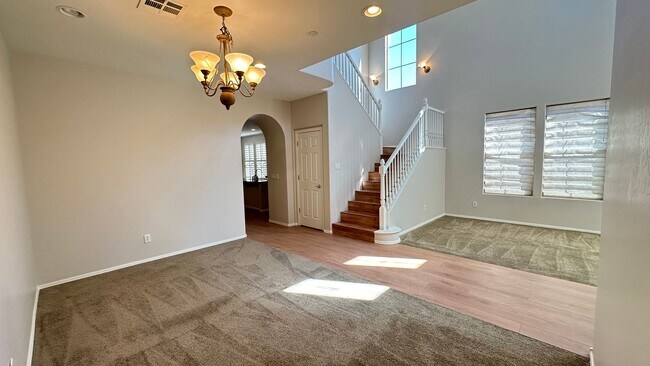 12142 W Lone Tree Trail Peoria, AZ 85383 photo 5