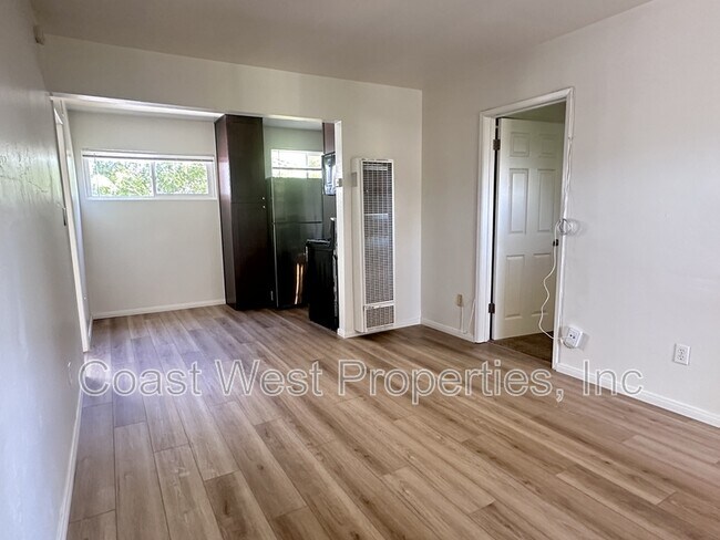 4566 Maryland St San Diego, CA 92116 photo 4
