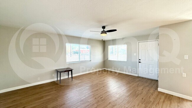 5938 W Ocotillo Rd Glendale, AZ 85301 photo 5
