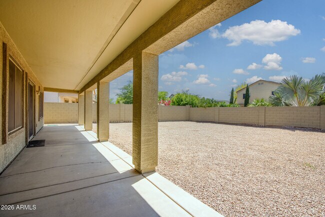 43395 W Wild Horse Trail Maricopa, AZ 85138 photo 5