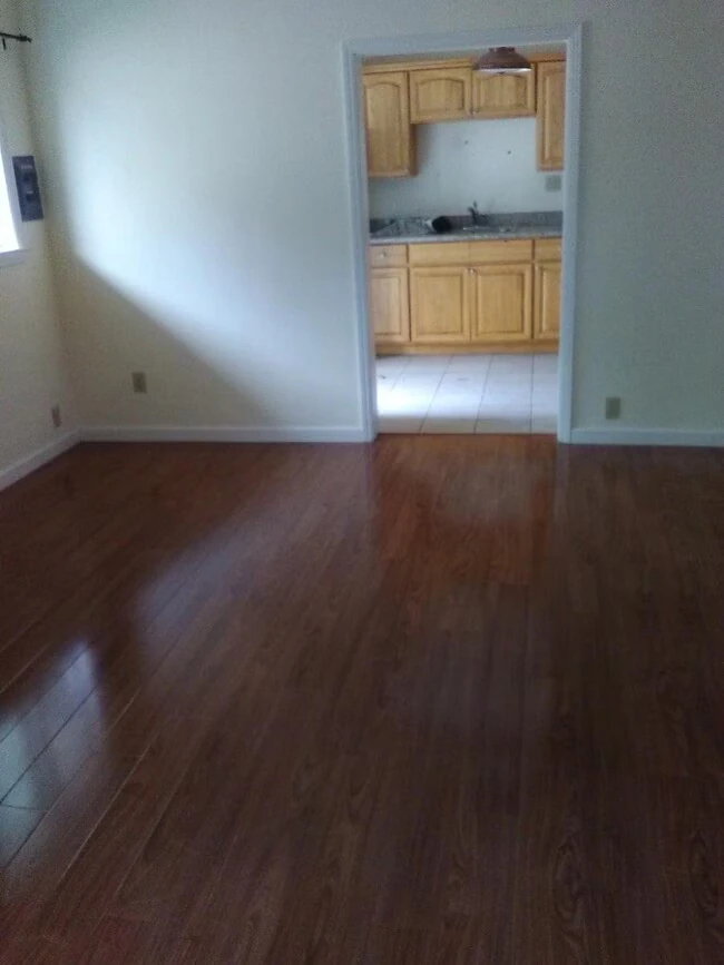 42 Mission Dr San Mateo, CA 94402 photo 3
