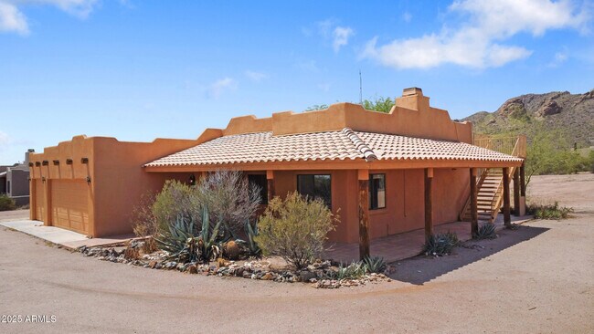 670 East Moon Vista Street, Apache Junction, AZ 85119 photo 4