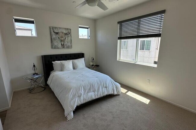 5402 Sand Arch Ln San Diego, CA 92154 photo 3