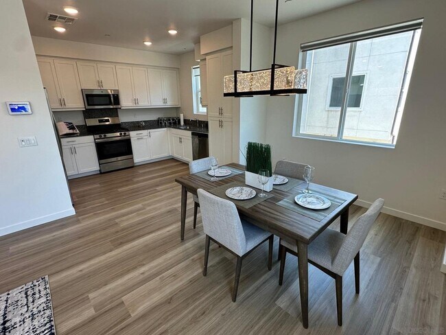 5402 Sand Arch Ln San Diego, CA 92154 photo 5