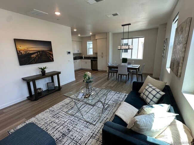 5402 Sand Arch Ln San Diego, CA 92154 photo 2