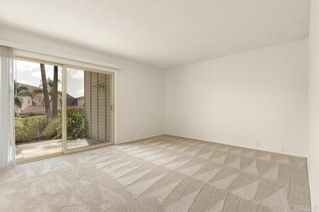 1005 Martina Ct San Marcos, CA 92078 photo 5