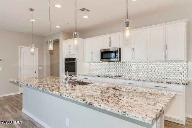 1800 S Follett Way Gilbert, AZ 85295 photo 5