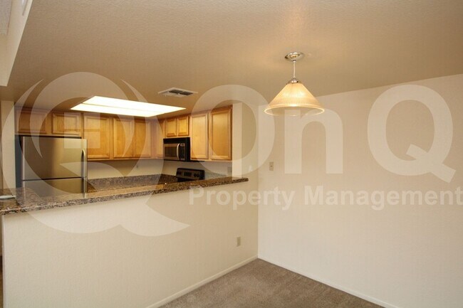 5757 W Eugie Ave Glendale, AZ 85304 photo 2