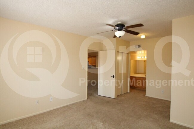 5757 W Eugie Ave Glendale, AZ 85304 photo 5