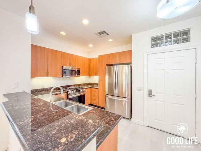 1465 C St San Diego, CA 92101