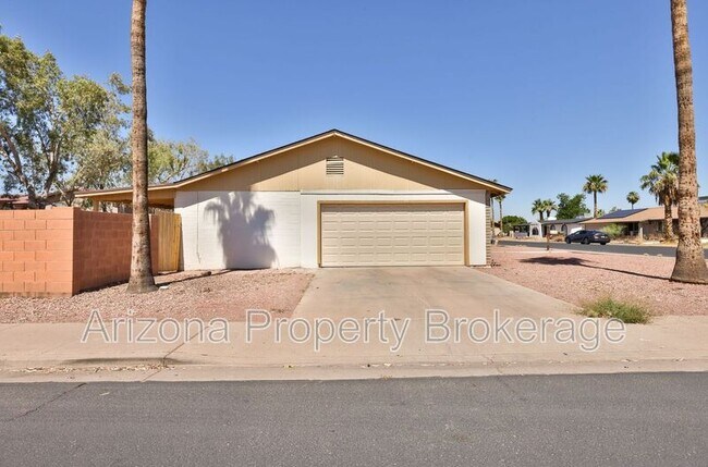 3009 E Caballero St Mesa, AZ 85213 photo 4