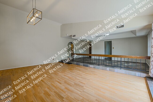 2160 S Catarina- photo 5