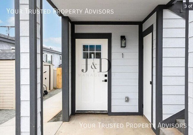 6750 N Elman St San Diego, CA 92111 photo 2