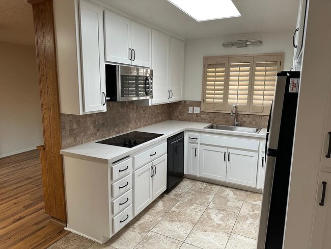 5325 Vickie Dr San Diego, CA 92109 photo 5