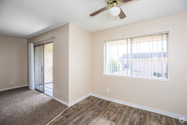 Glenbrook Terrace Apartments photo 5