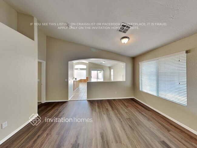 14813 W Port Au Prince Ln Surprise, AZ 85379 photo 4