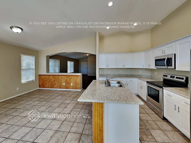 14813 W Port Au Prince Ln Surprise, AZ 85379 photo 5