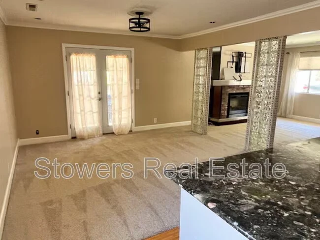 221 Green St Martinez, CA 94553 photo 5