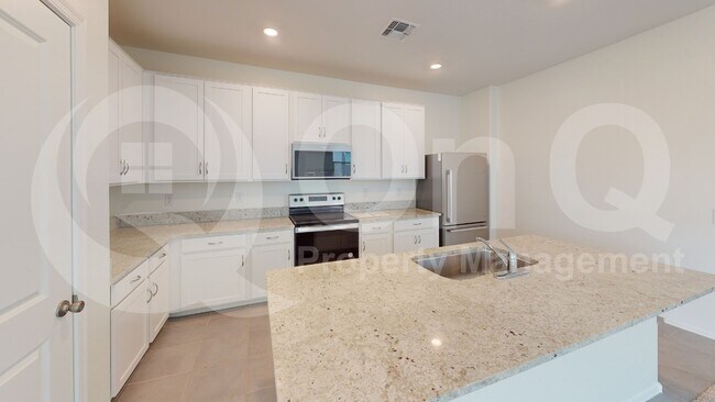 1108 S 5th St Avondale, AZ 85323 photo 4