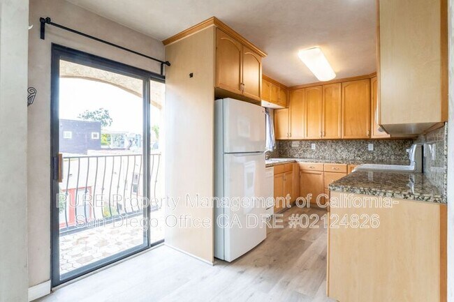 4383 Kansas St San Diego, CA 92104 photo 2