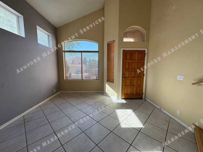 1510 E Charleston Ave Phoenix, AZ 85022 photo 4