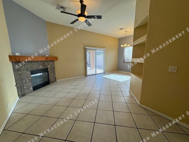 1510 E Charleston Ave Phoenix, AZ 85022 photo 5