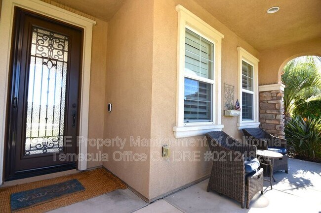 45138 Roseta Ct Temecula, CA 92592 photo 3