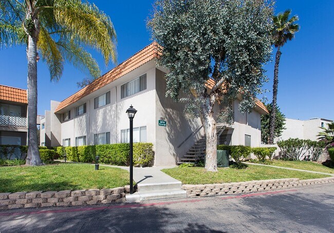 Fountain Estates Apartments photo 2