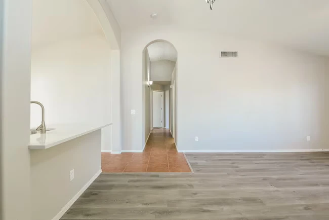 3725 W Cat Balue Dr Glendale, AZ 85308 photo 5