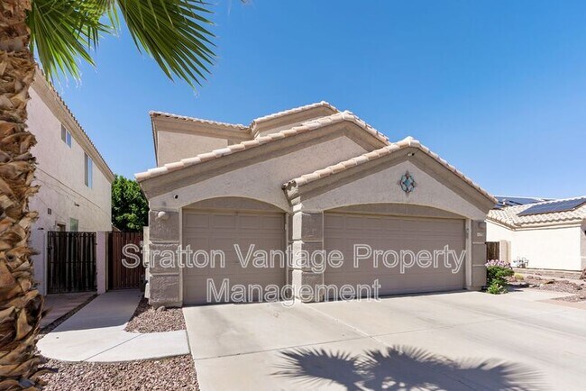11530 W Palm Brook Dr Avondale, AZ 85392 photo 4