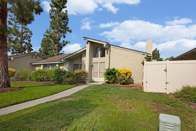 3565 Guava Way Oceanside, CA 92058 photo 2
