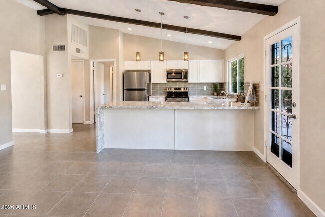 2433 S Evergreen Rd Tempe, AZ 85282 photo 5