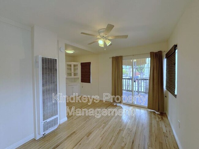 5042 Muir Ave San Diego, CA 92107 photo 3